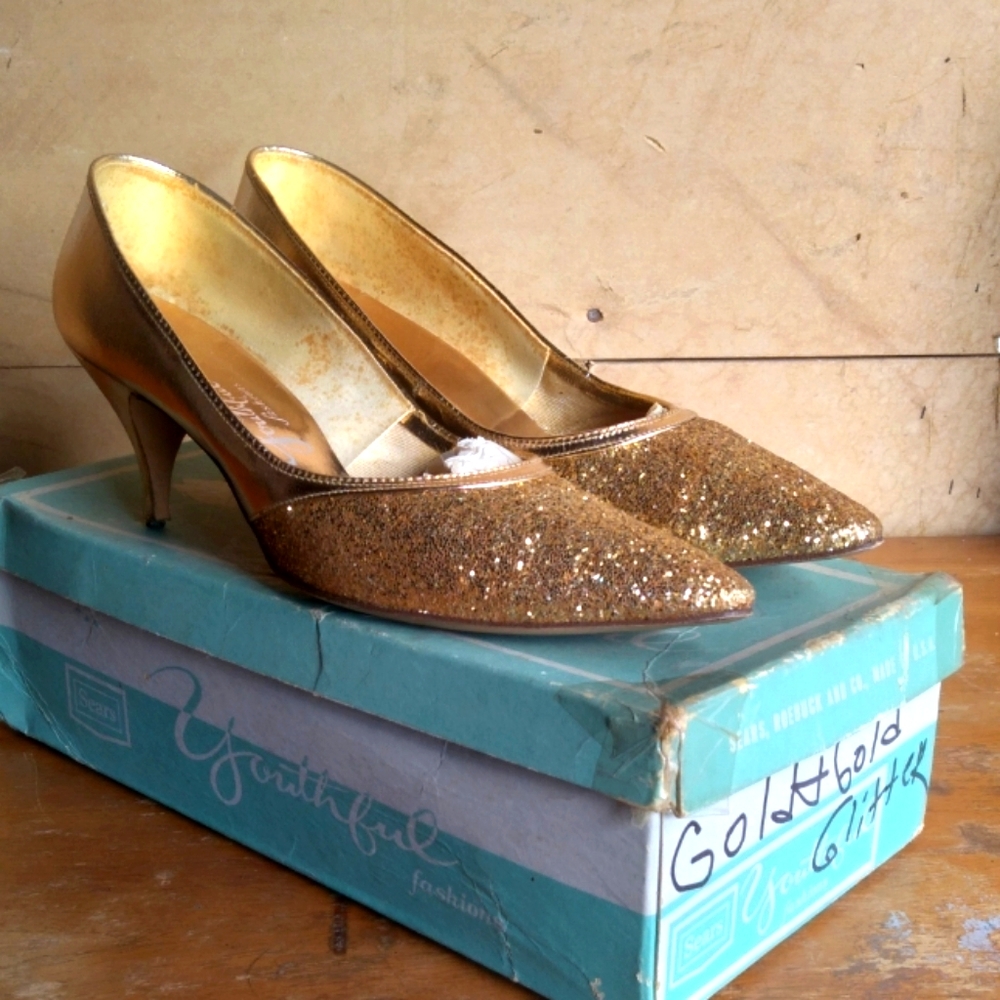 Woman's shoes